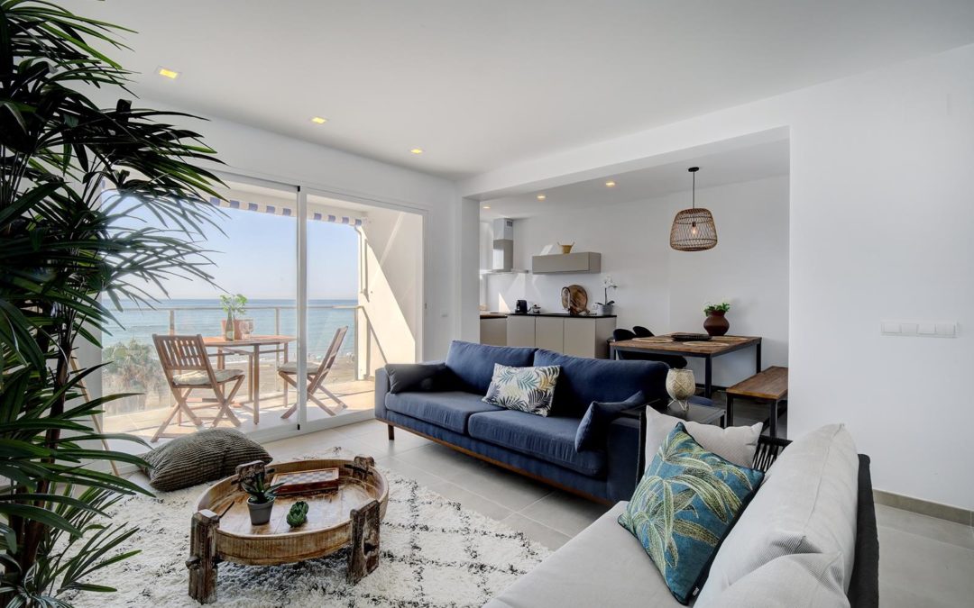 Estepona Beachfront renovated apartment Iberia